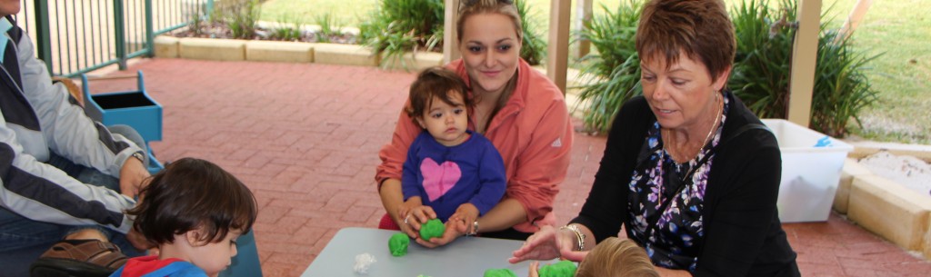 playgroup_families_06_15